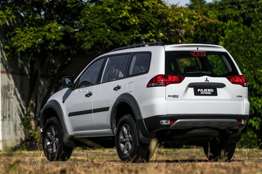  Mitsubishi Pajero Dakar OutDoor 2016 года  (фото 17 из 30)